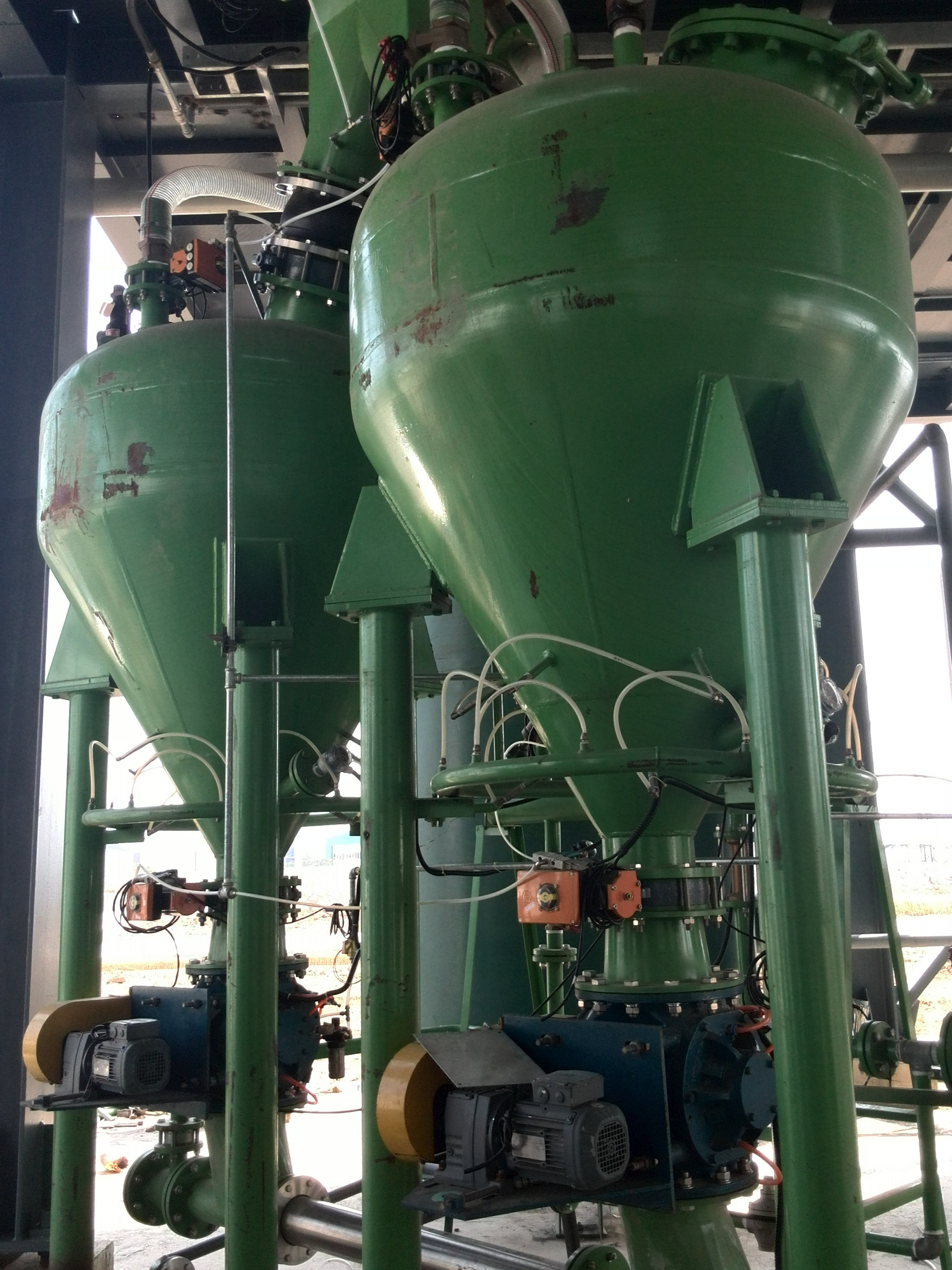 Carbon Black Monthly Silo and Primary/Secondary Conveying System 2